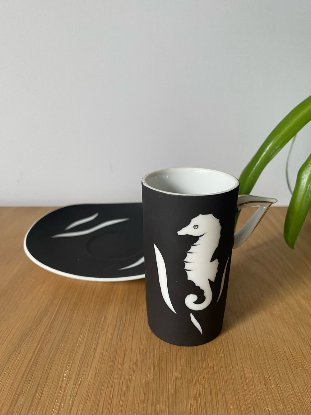 Vintage MCM Wedgewood Thistle Down Foreign Seahorse Espresso Cup & Saucer